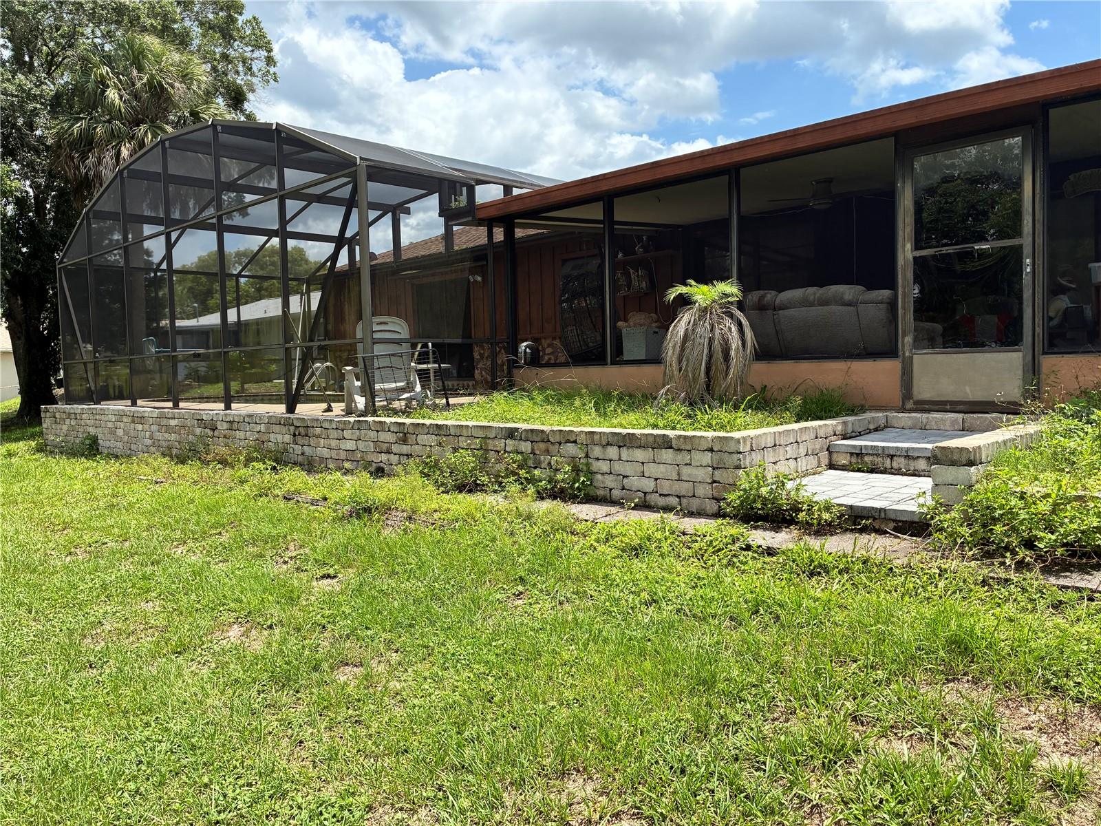 DELTONA LAKES UNIT 15 - Residential