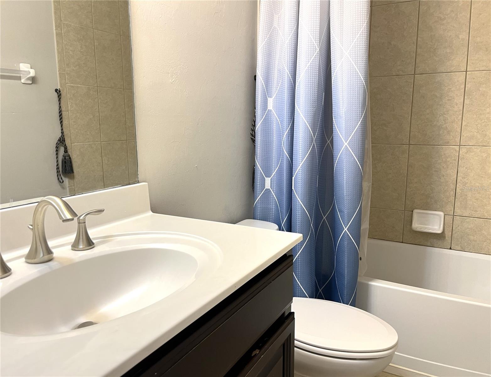 BAY STREET VILLAGE - Residential Lease