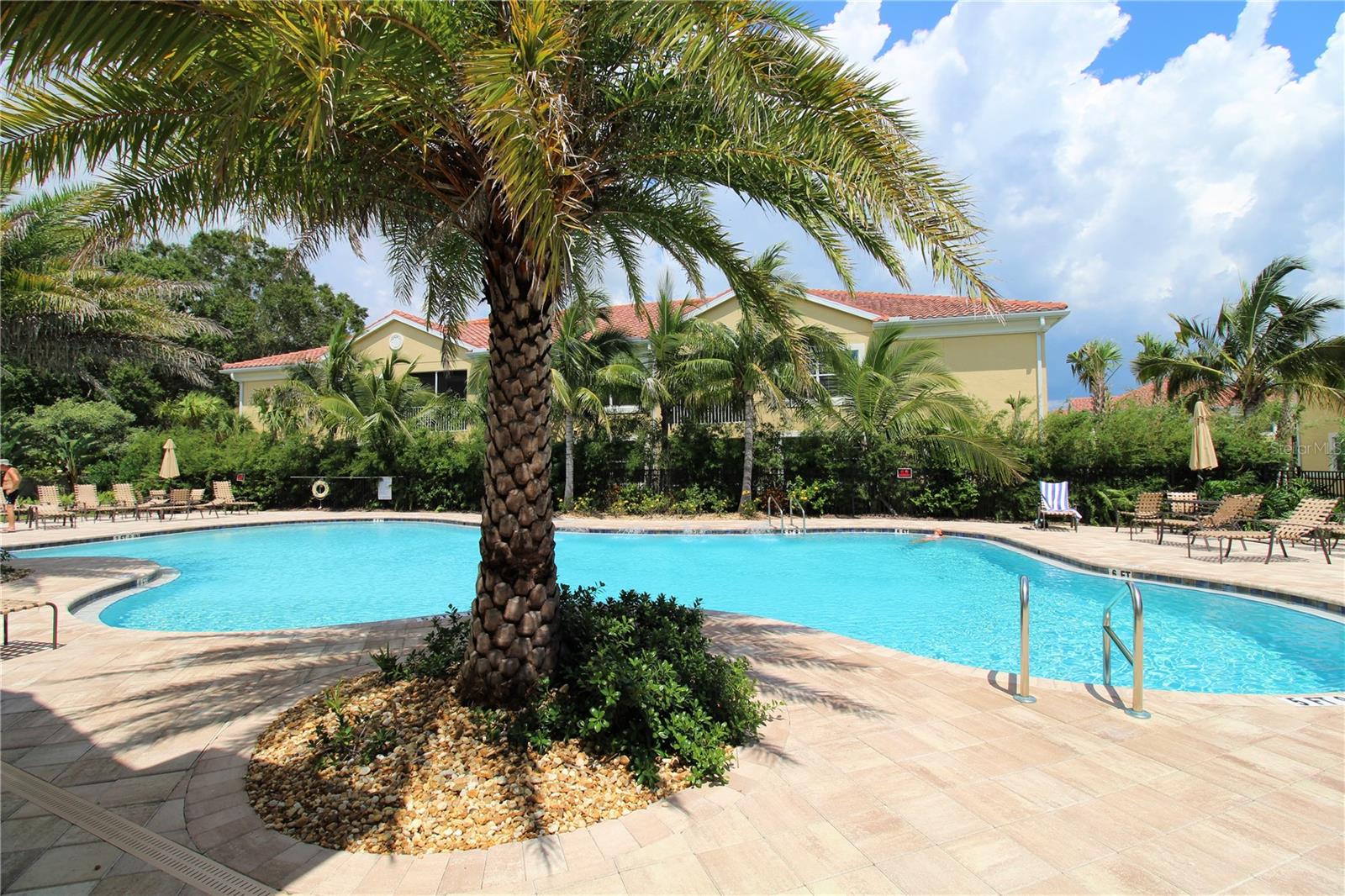 BAY STREET VILLAGE - Residential Lease