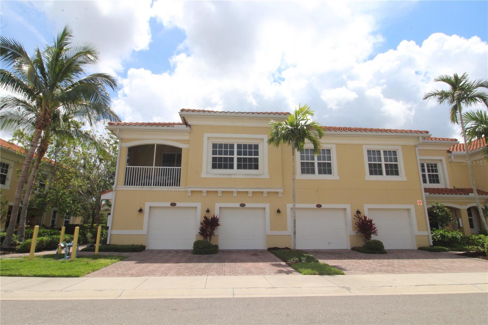 BAY STREET VILLAGE - Residential Lease