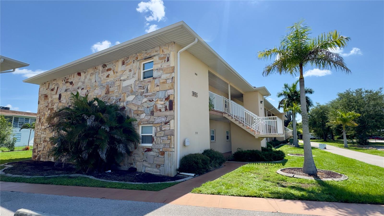 PLAZA VIEW - Residential