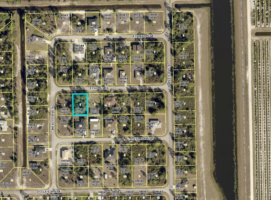LEHIGH ACRES - Land