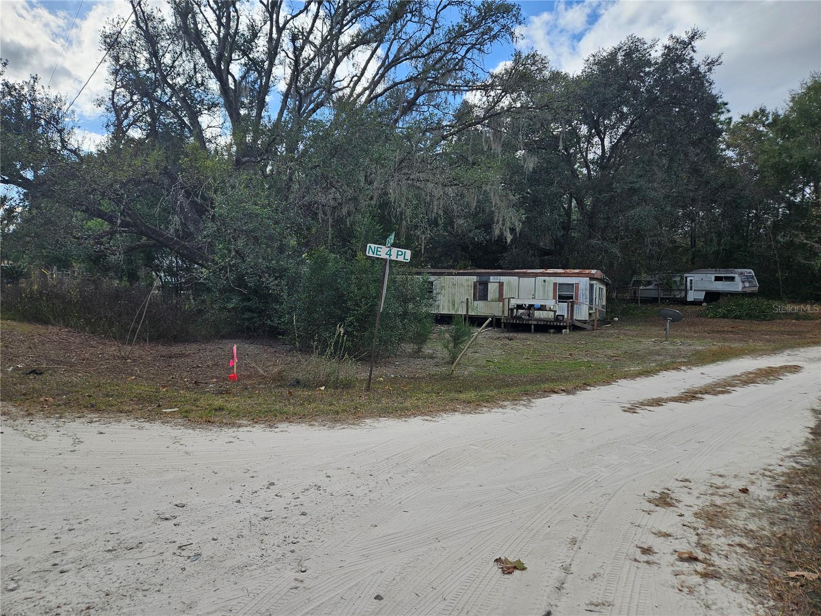 WILLISTON HIGHLANDS GOLF & C CLUB ESTATES - Land
