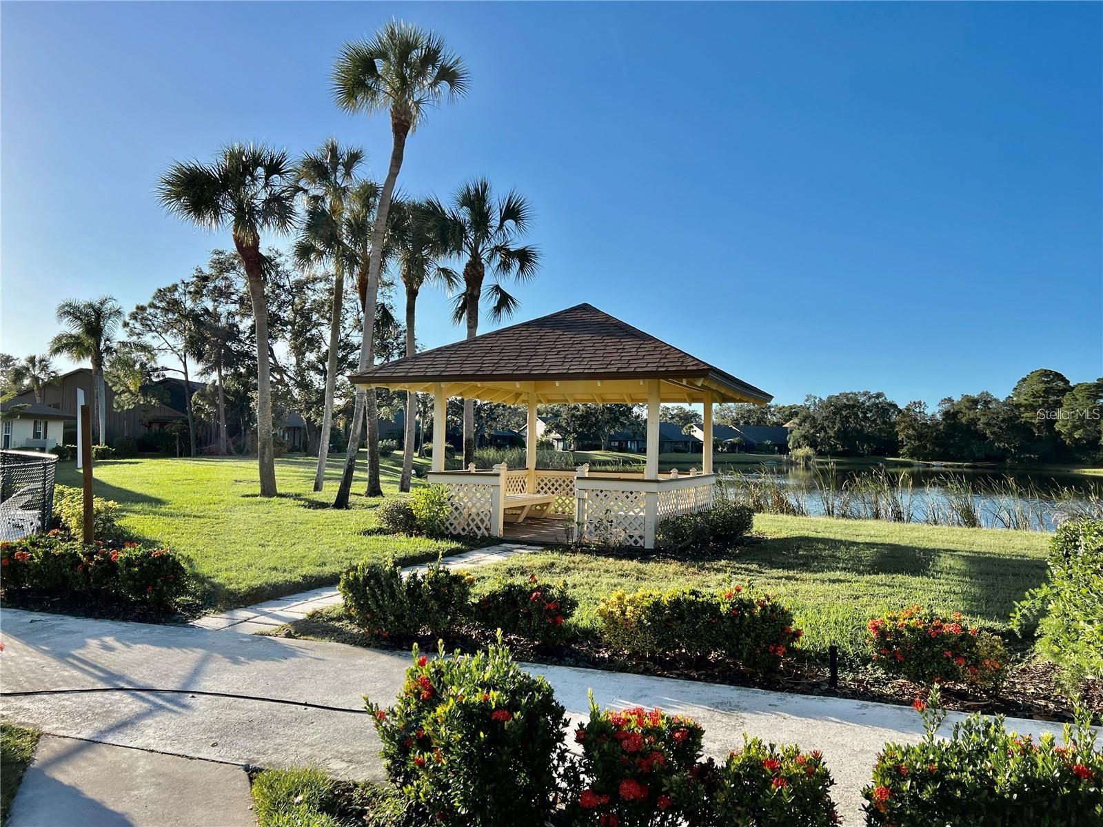 WOODLAKE VILLAS AT PALM-AIRE VI,VII&XI - Residential Lease