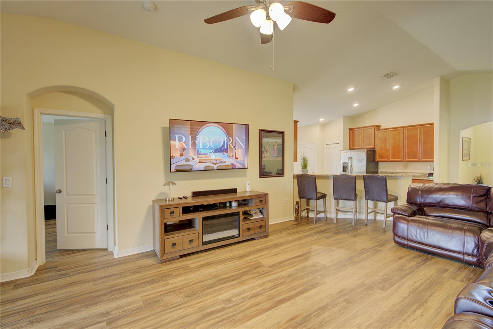 STONEYBROOK HILLS UN #2 - Residential