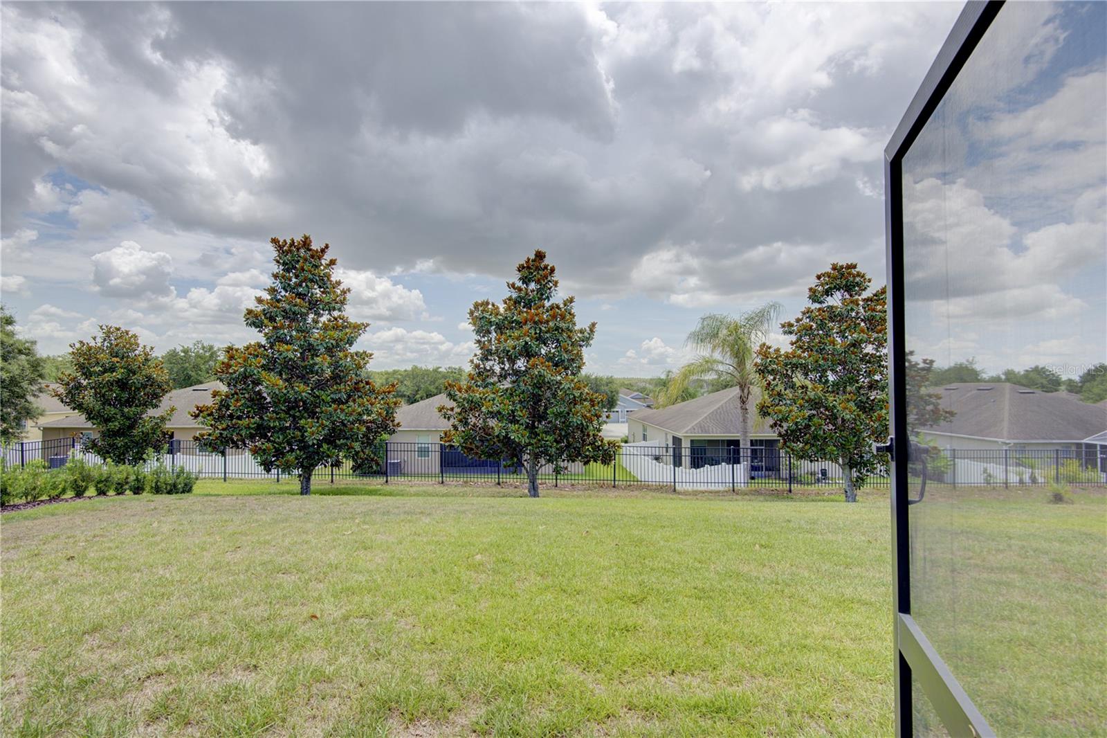STONEYBROOK HILLS UN #2 - Residential