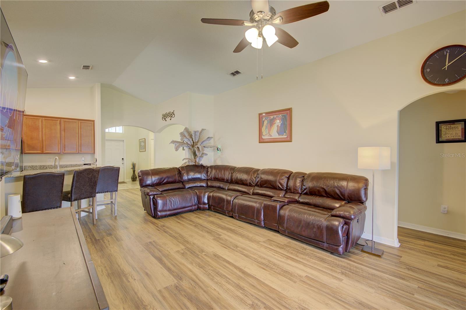 STONEYBROOK HILLS UN #2 - Residential