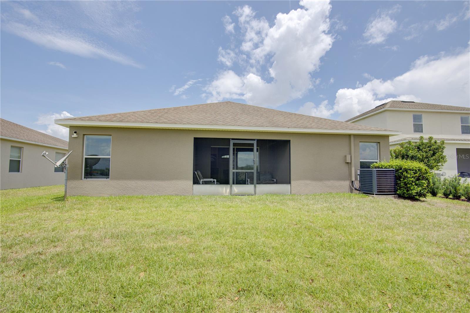STONEYBROOK HILLS UN #2 - Residential