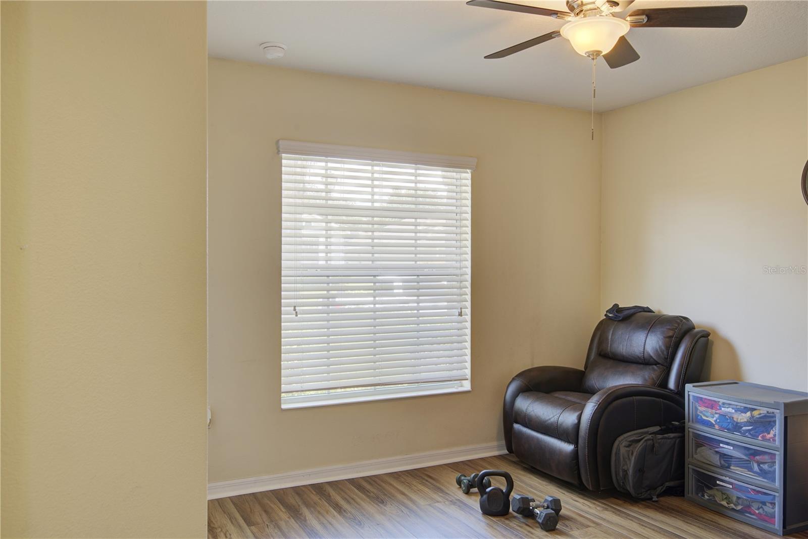 STONEYBROOK HILLS UN #2 - Residential