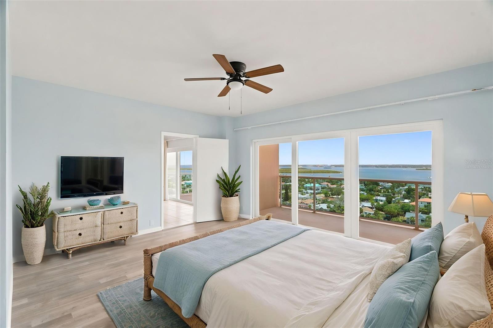 REGATTA BEACH CLUB CONDO - Residential