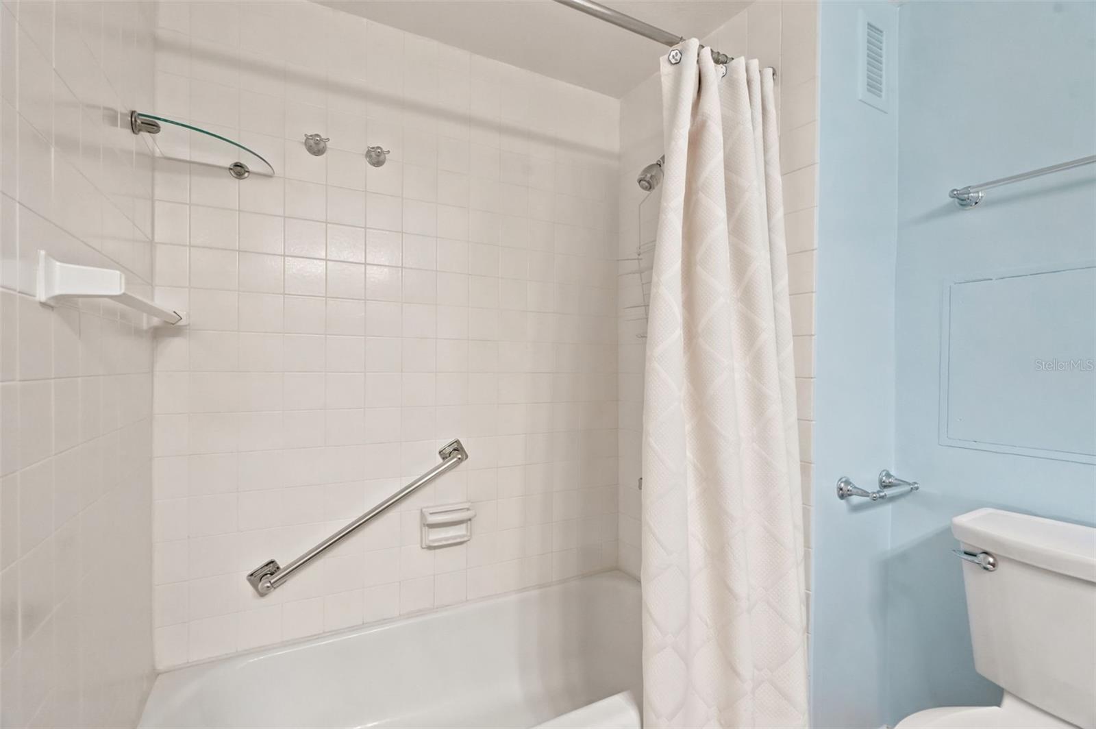 REGATTA BEACH CLUB CONDO - Residential