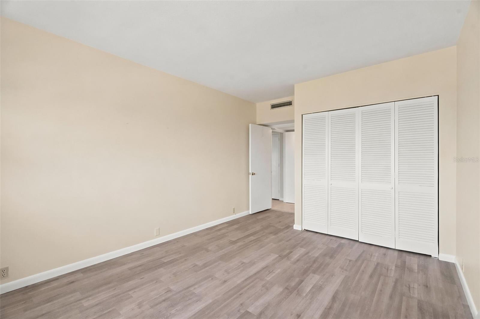 REGATTA BEACH CLUB CONDO - Residential