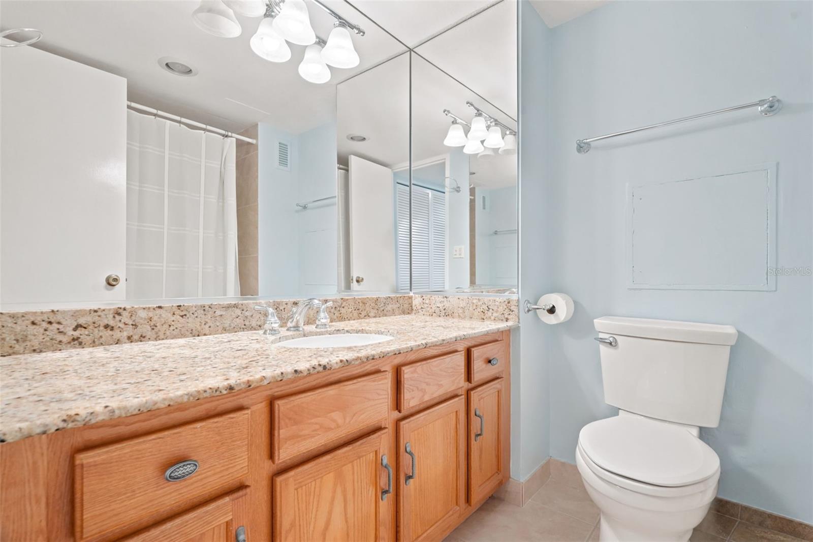 REGATTA BEACH CLUB CONDO - Residential