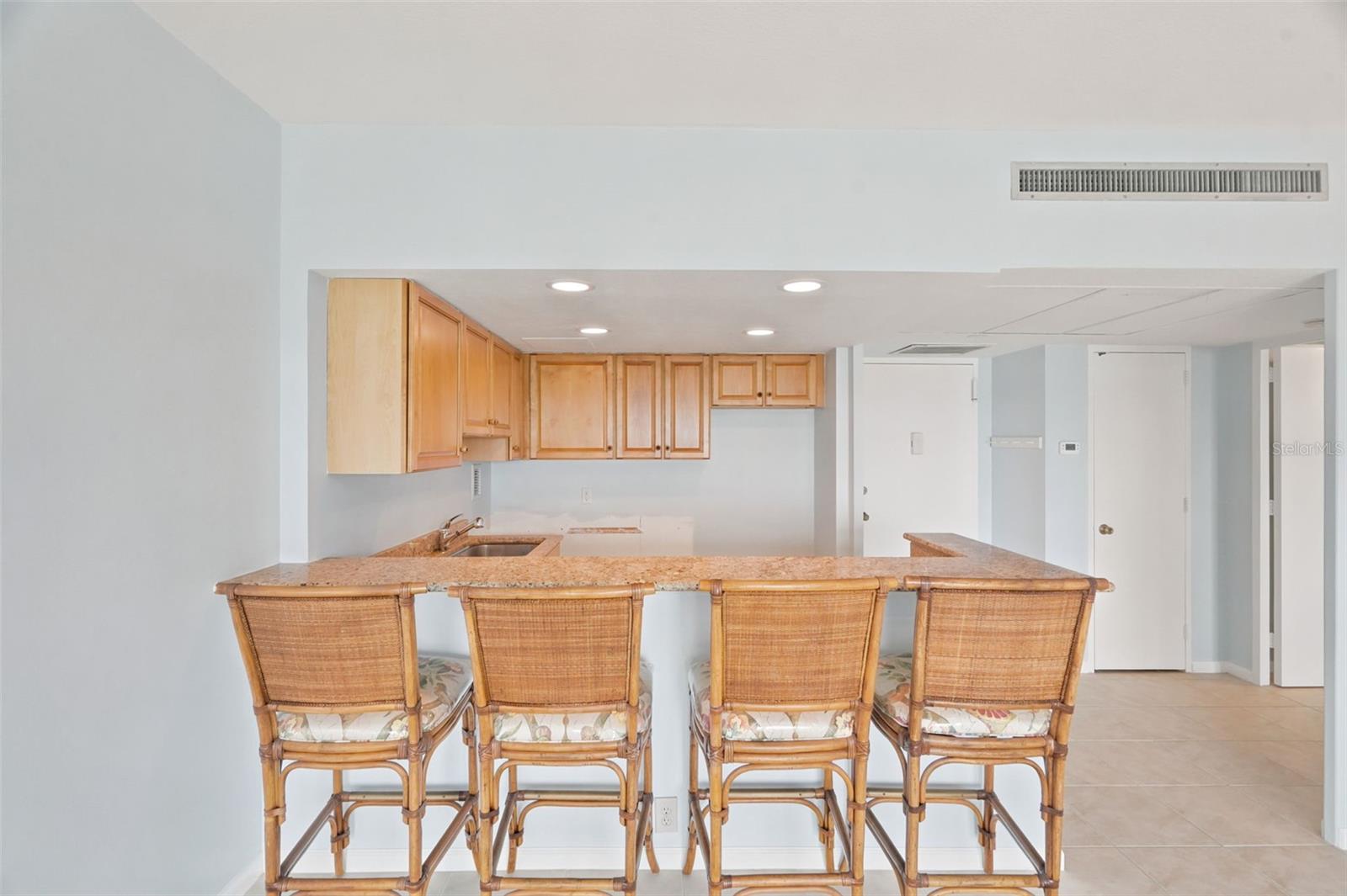 REGATTA BEACH CLUB CONDO - Residential