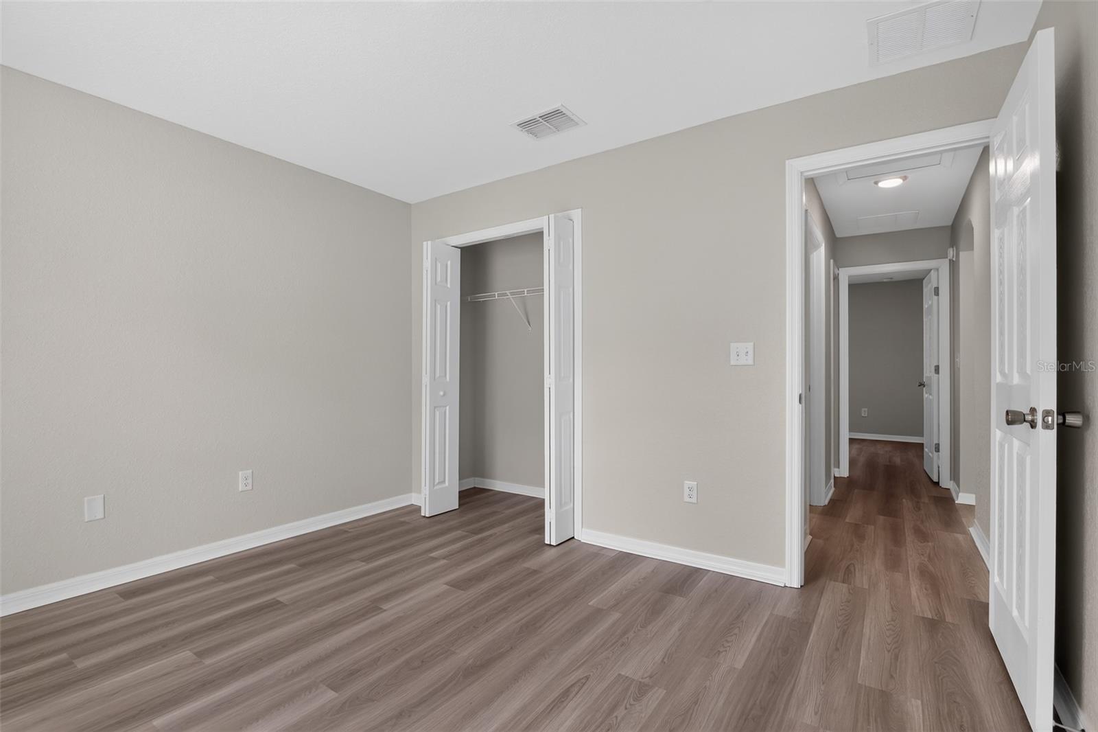 SILVER SPGS SHORES 16 - Residential