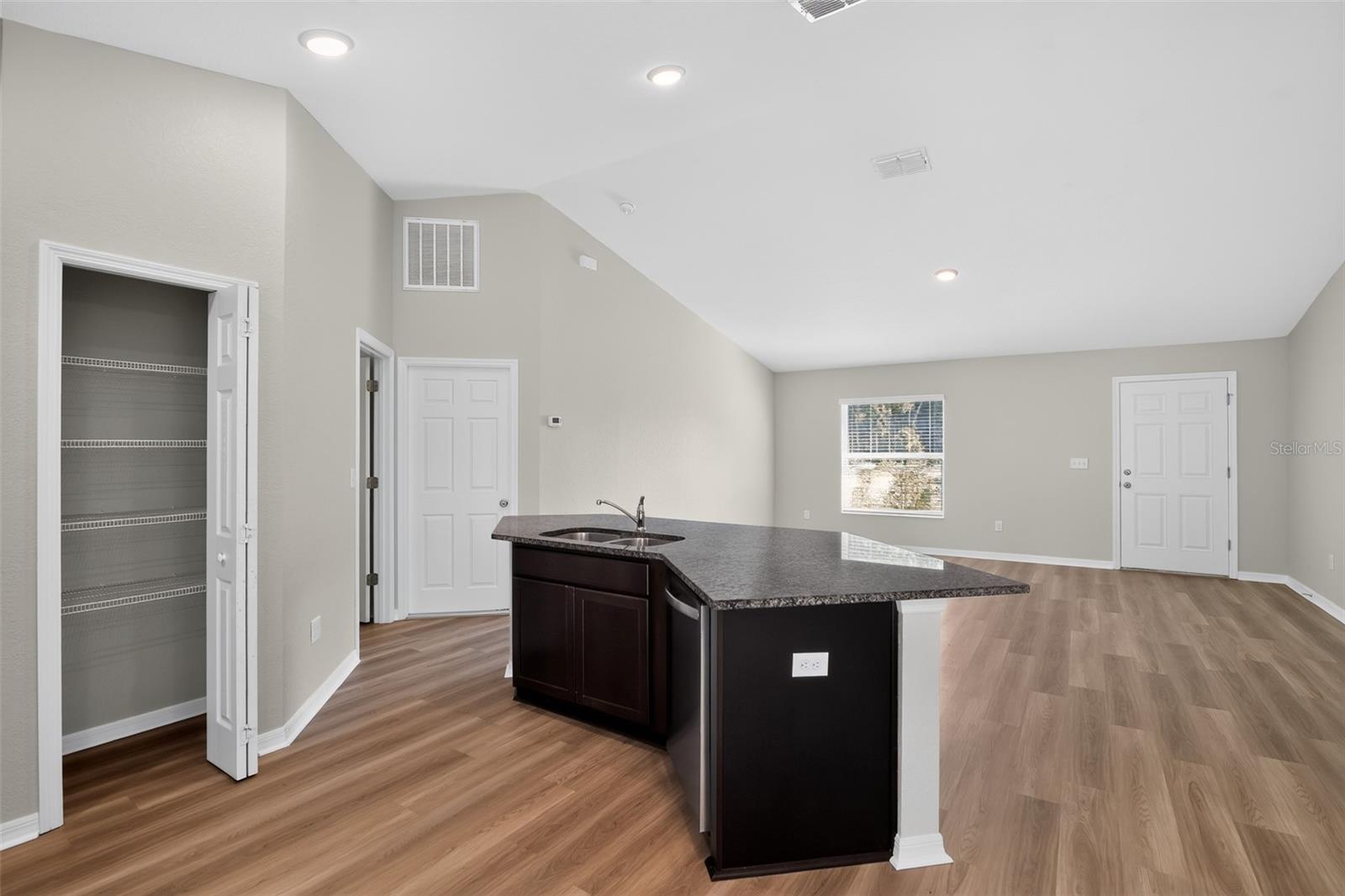SILVER SPGS SHORES 16 - Residential