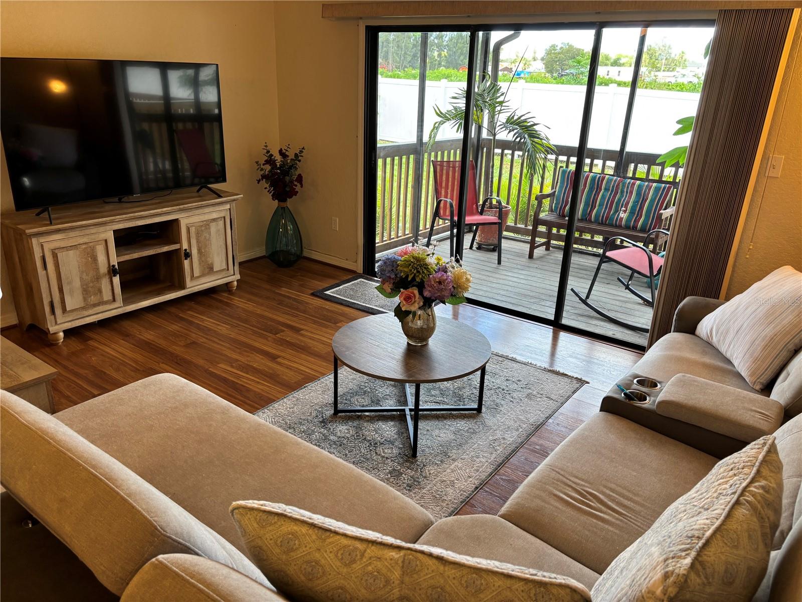 LAKE FOREST CONDO - Residential