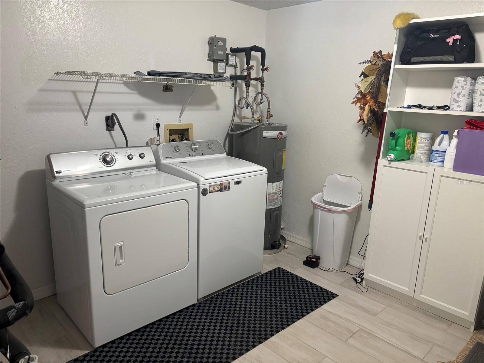 LAKE FOREST CONDO - Residential