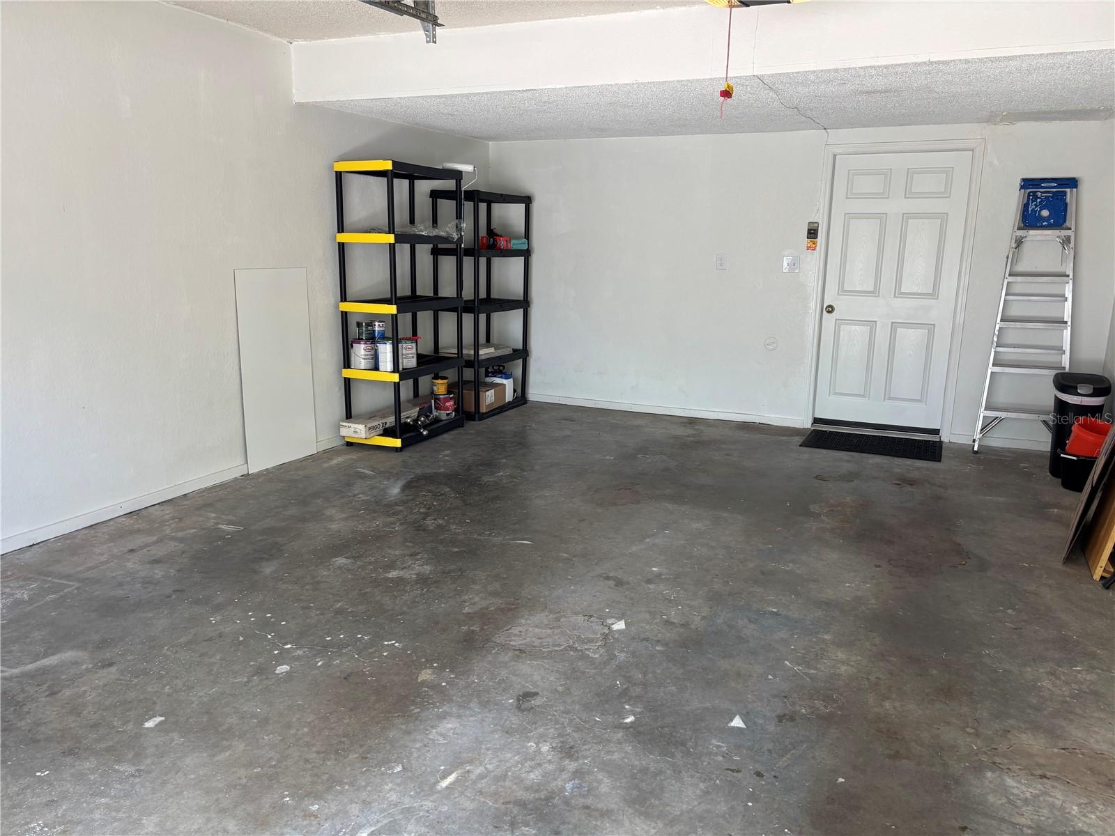 LAKE FOREST CONDO - Residential