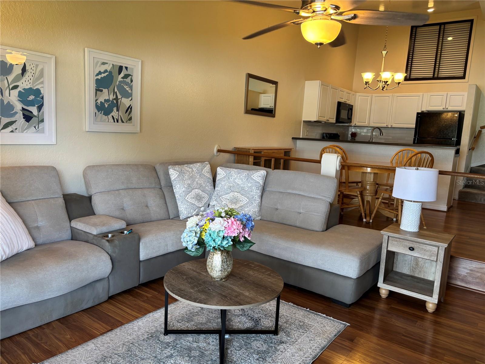 LAKE FOREST CONDO - Residential