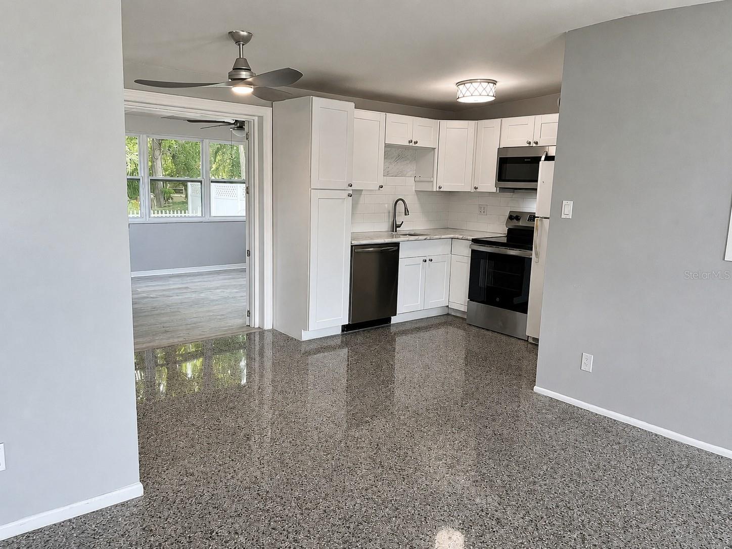 ORANGE LAKE VILLAGE - Residential