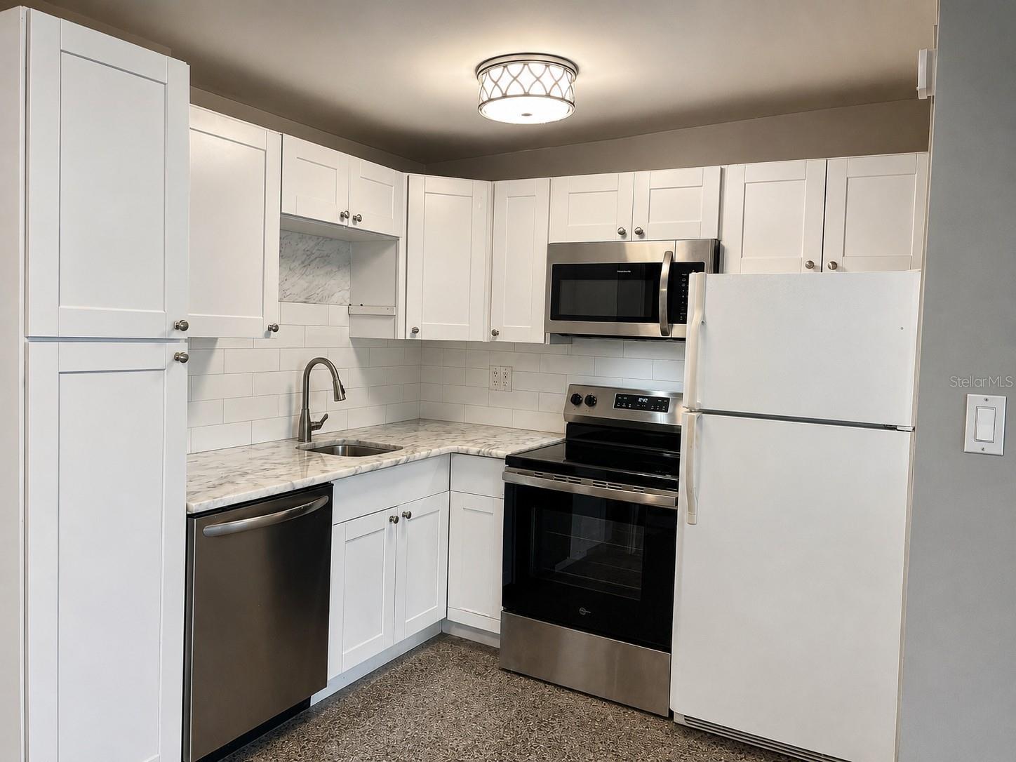 ORANGE LAKE VILLAGE - Residential