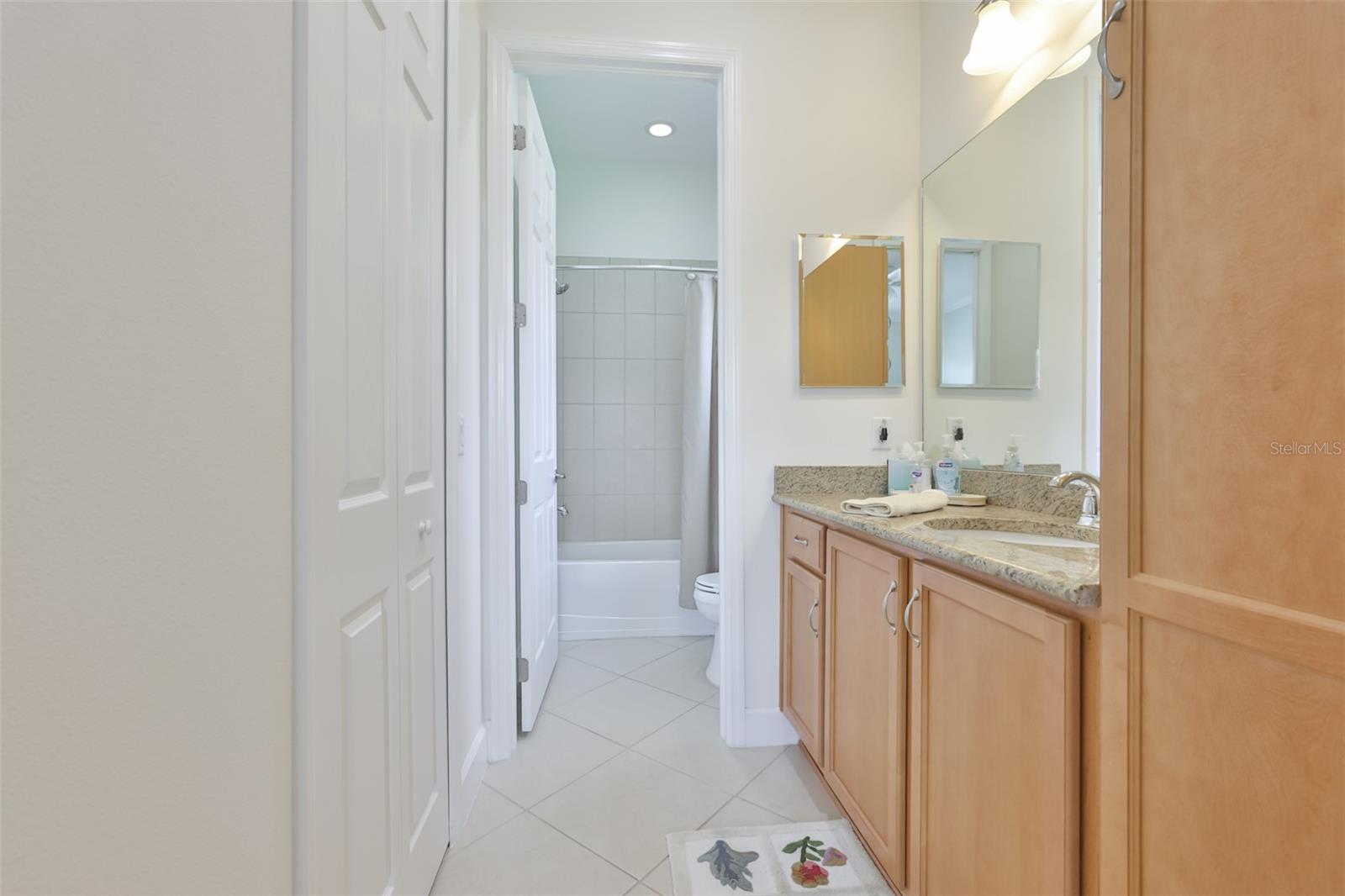 SUN CITY CENTER UN 274 & 275 - Residential