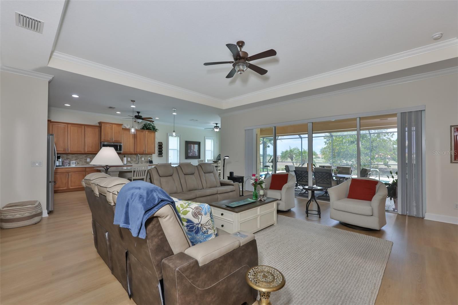 SUN CITY CENTER UN 274 & 275 - Residential