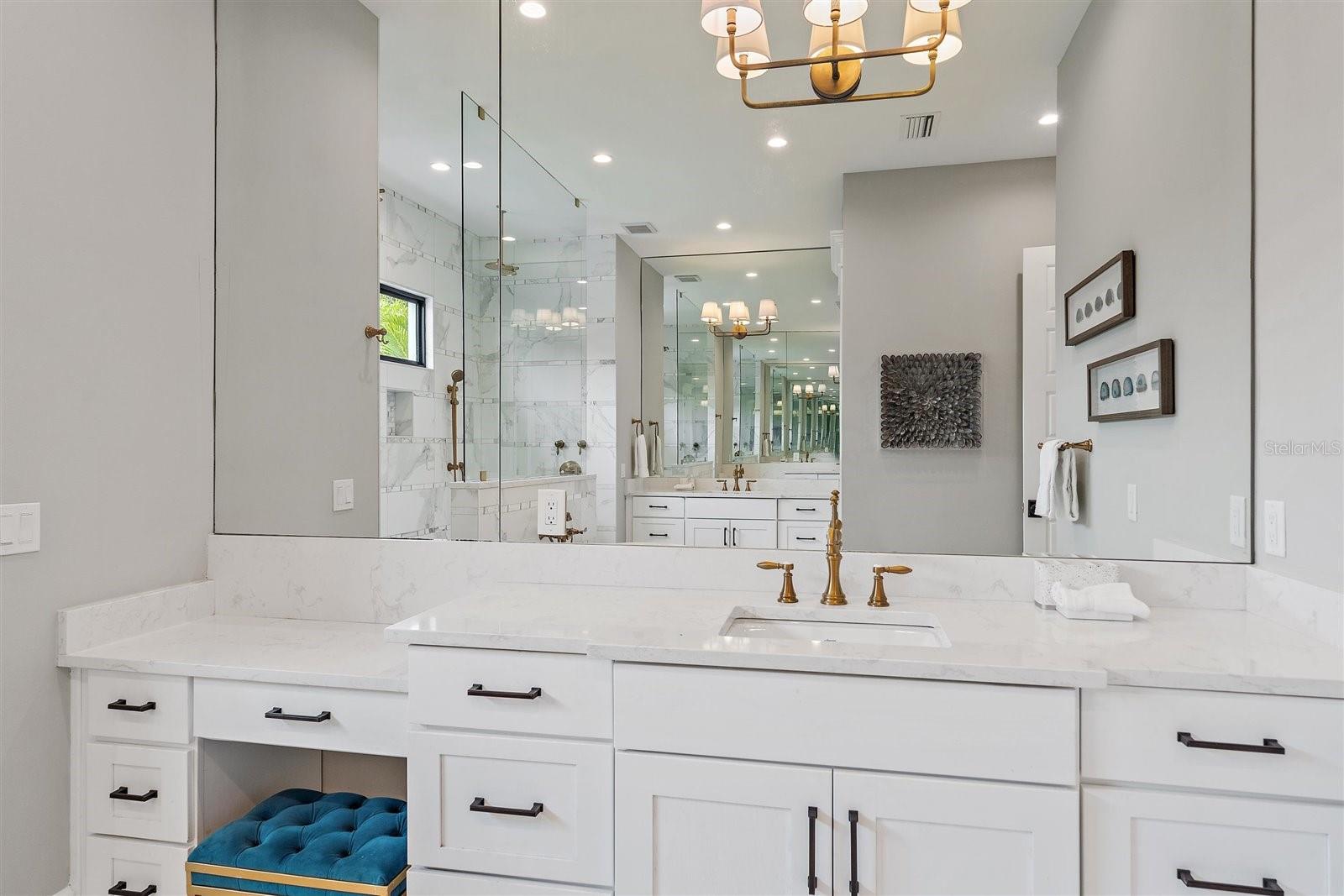 SAINT ARMANDS DIV JOHN RINGLING ESTATES - Residential