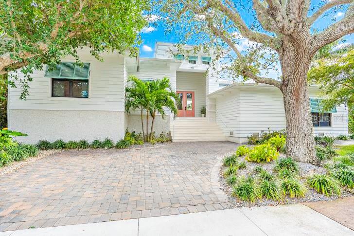 SAINT ARMANDS DIV JOHN RINGLING ESTATES - Residential