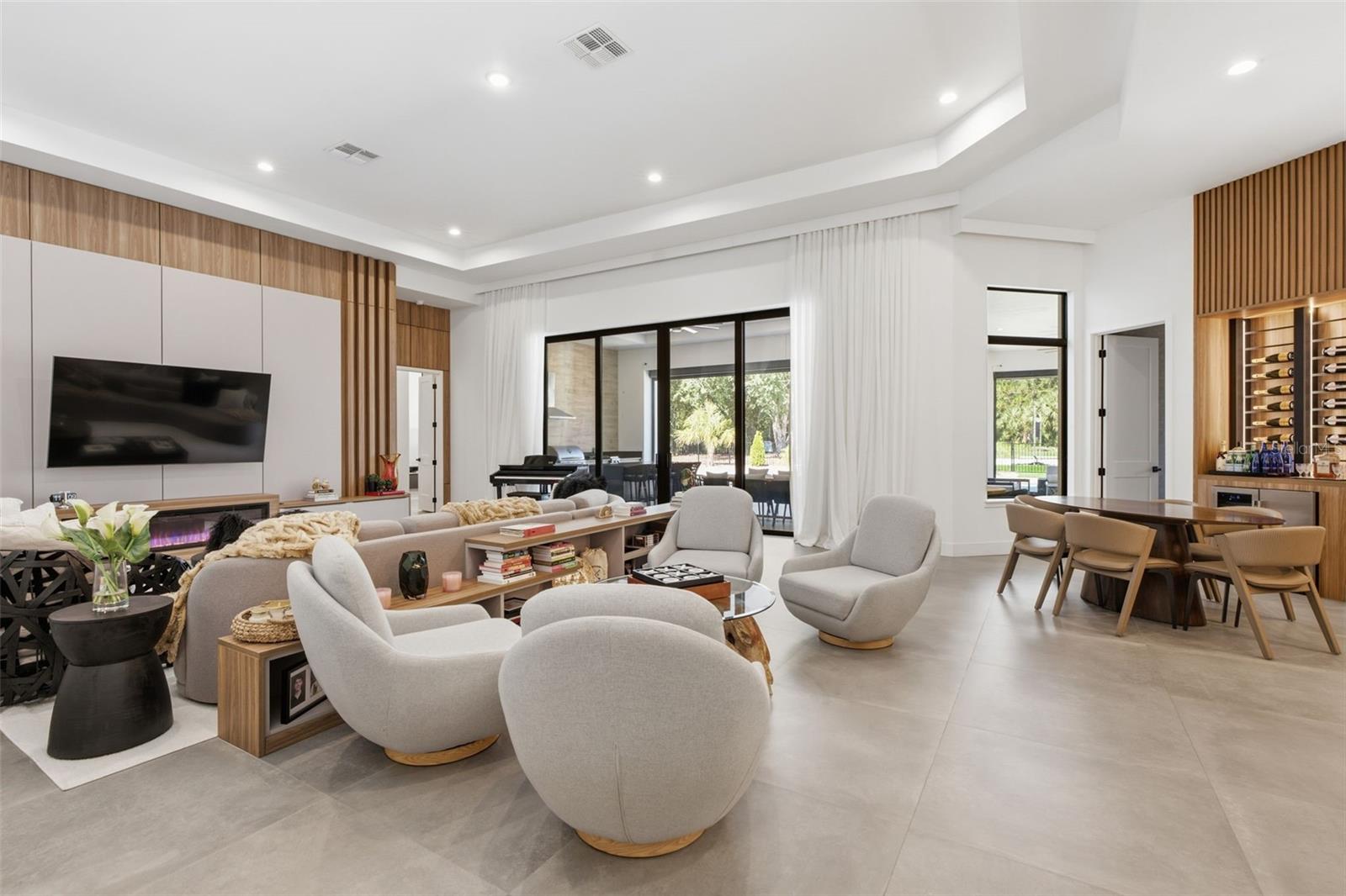 BELLA COLLINA SUB - Residential