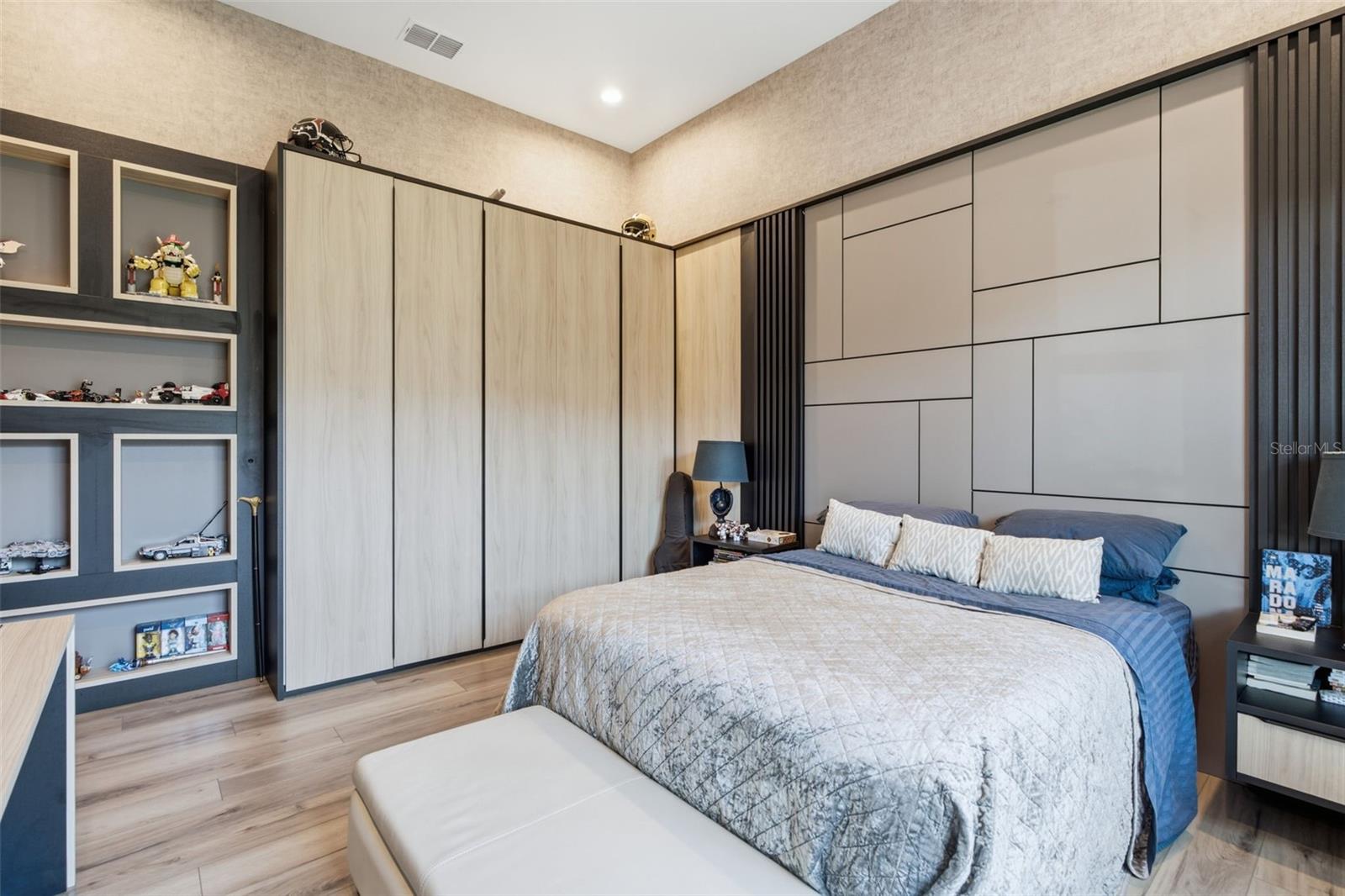 BELLA COLLINA SUB - Residential