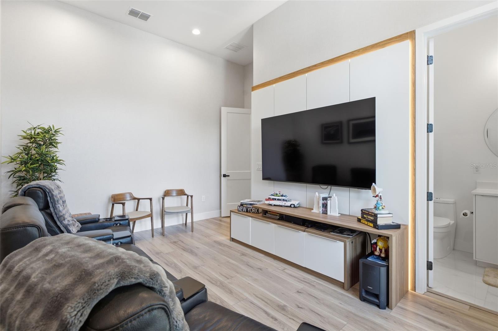 BELLA COLLINA SUB - Residential