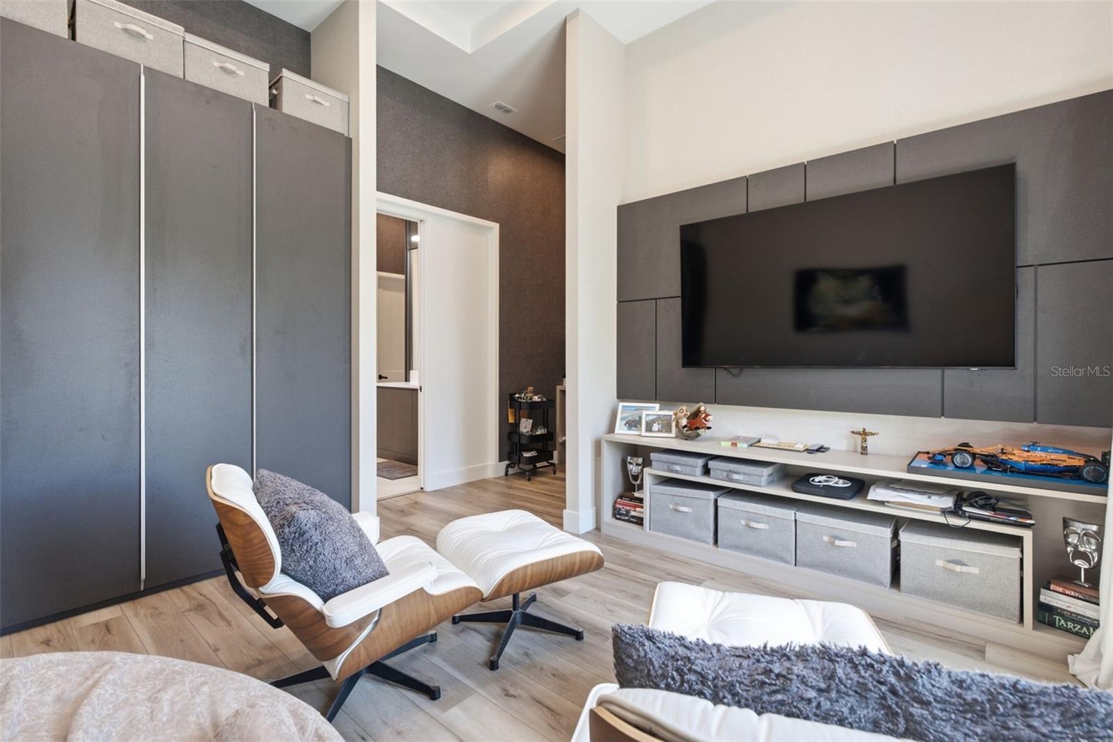 BELLA COLLINA SUB - Residential