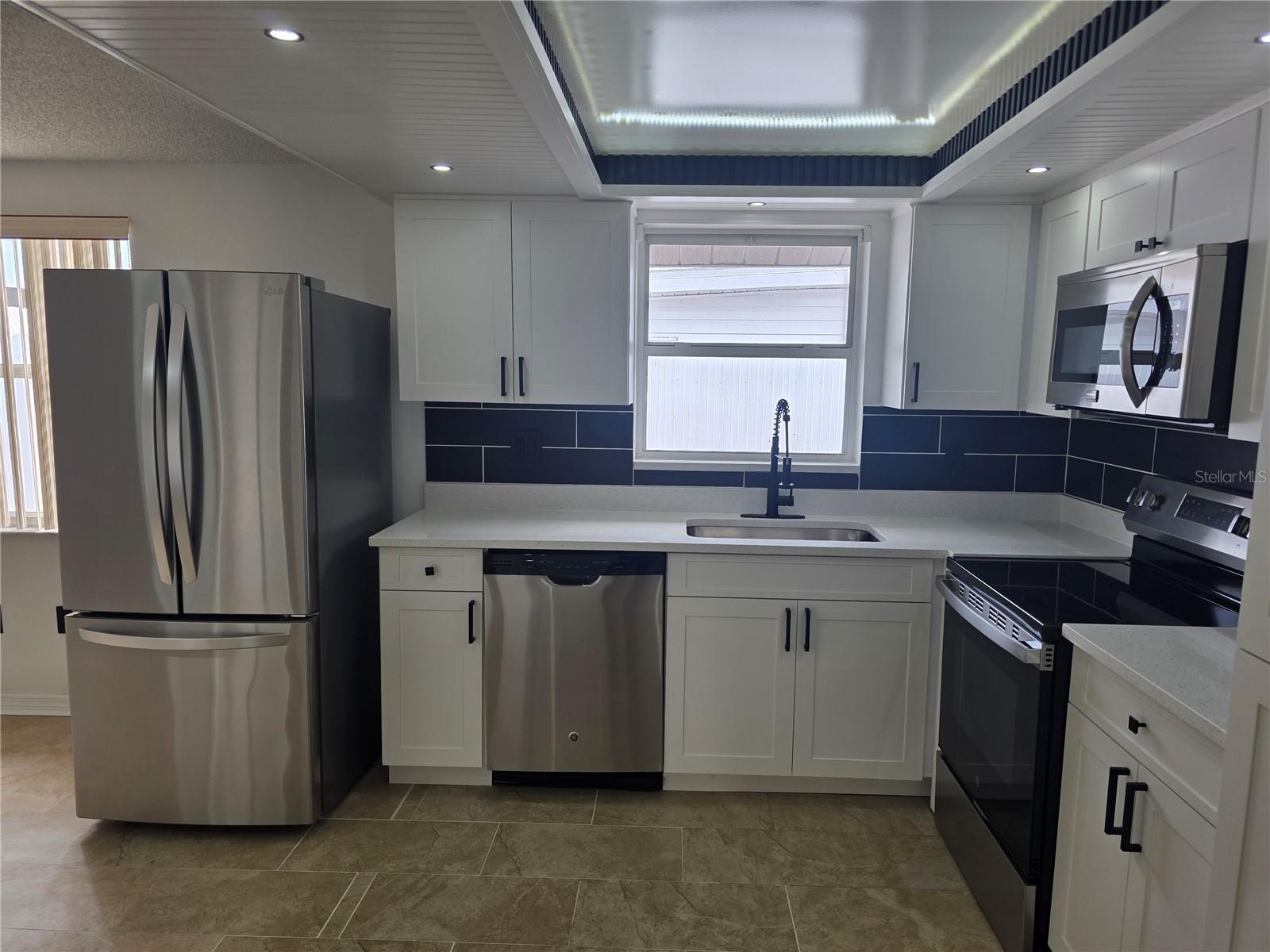 EMBASSY HILLS - Residential