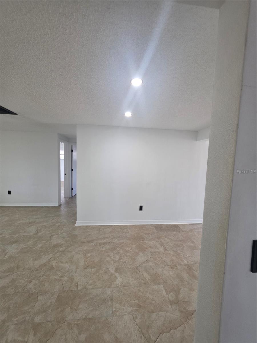 EMBASSY HILLS - Residential