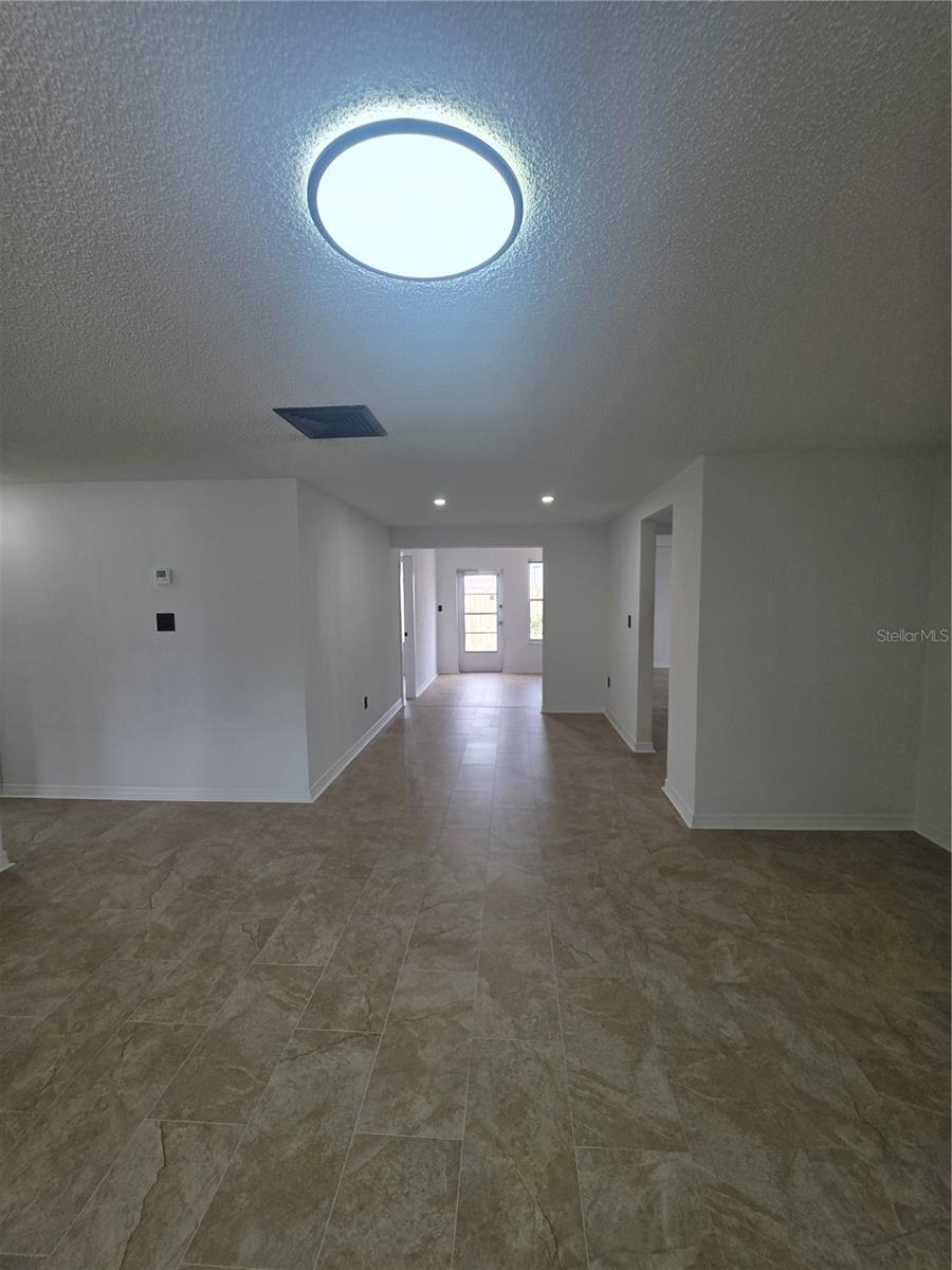 EMBASSY HILLS - Residential