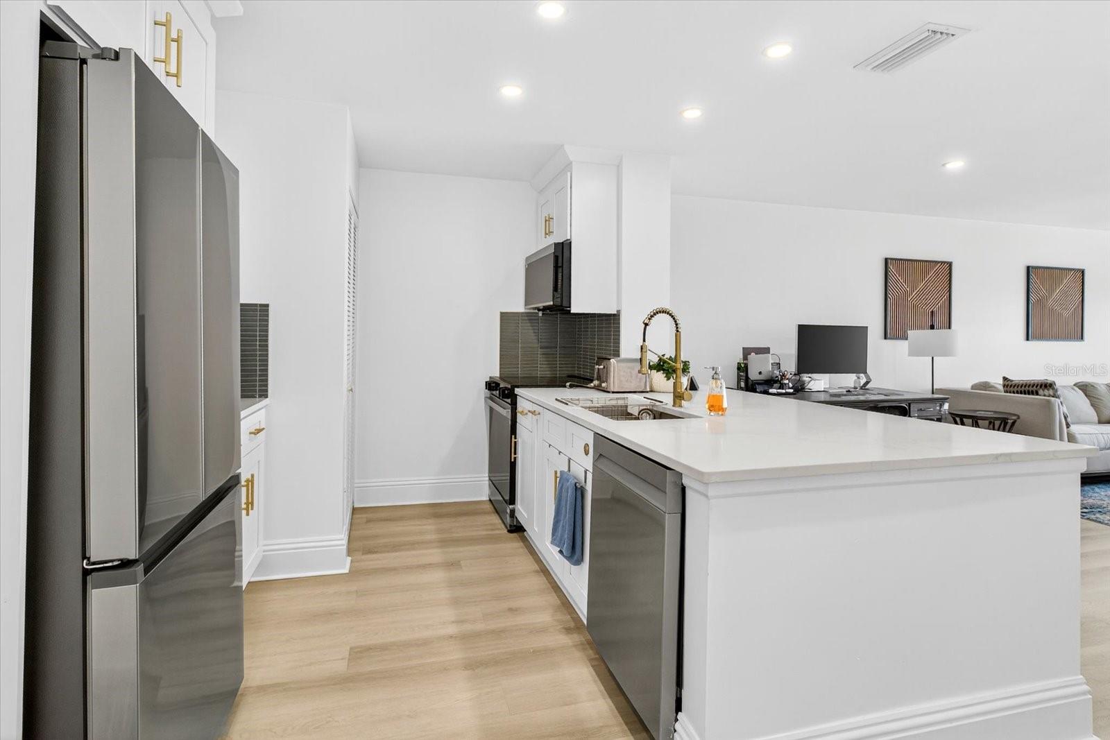 SADDLEBROOK CONDO CL 05 - Residential Lease