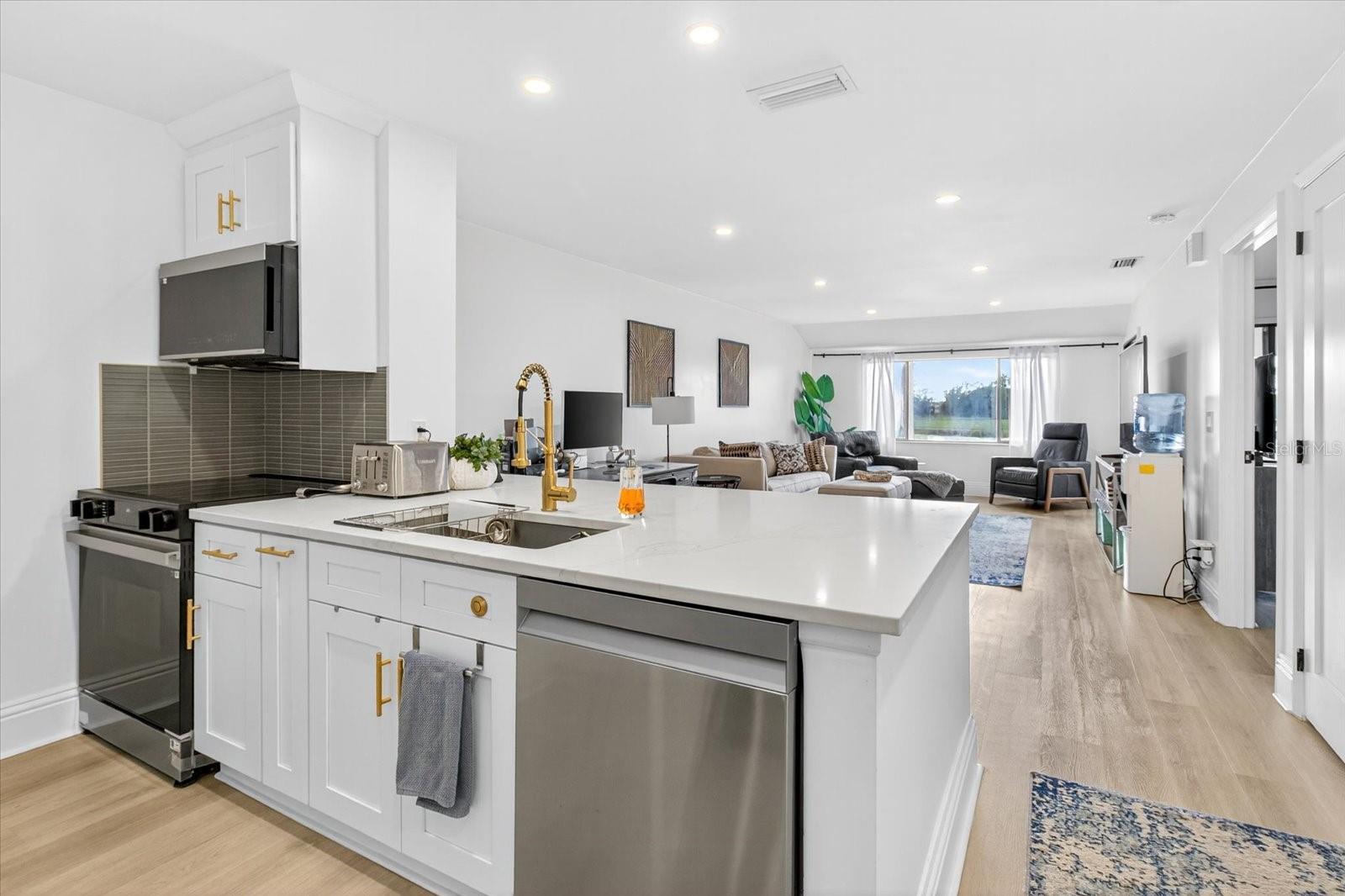 SADDLEBROOK CONDO CL 05 - Residential Lease