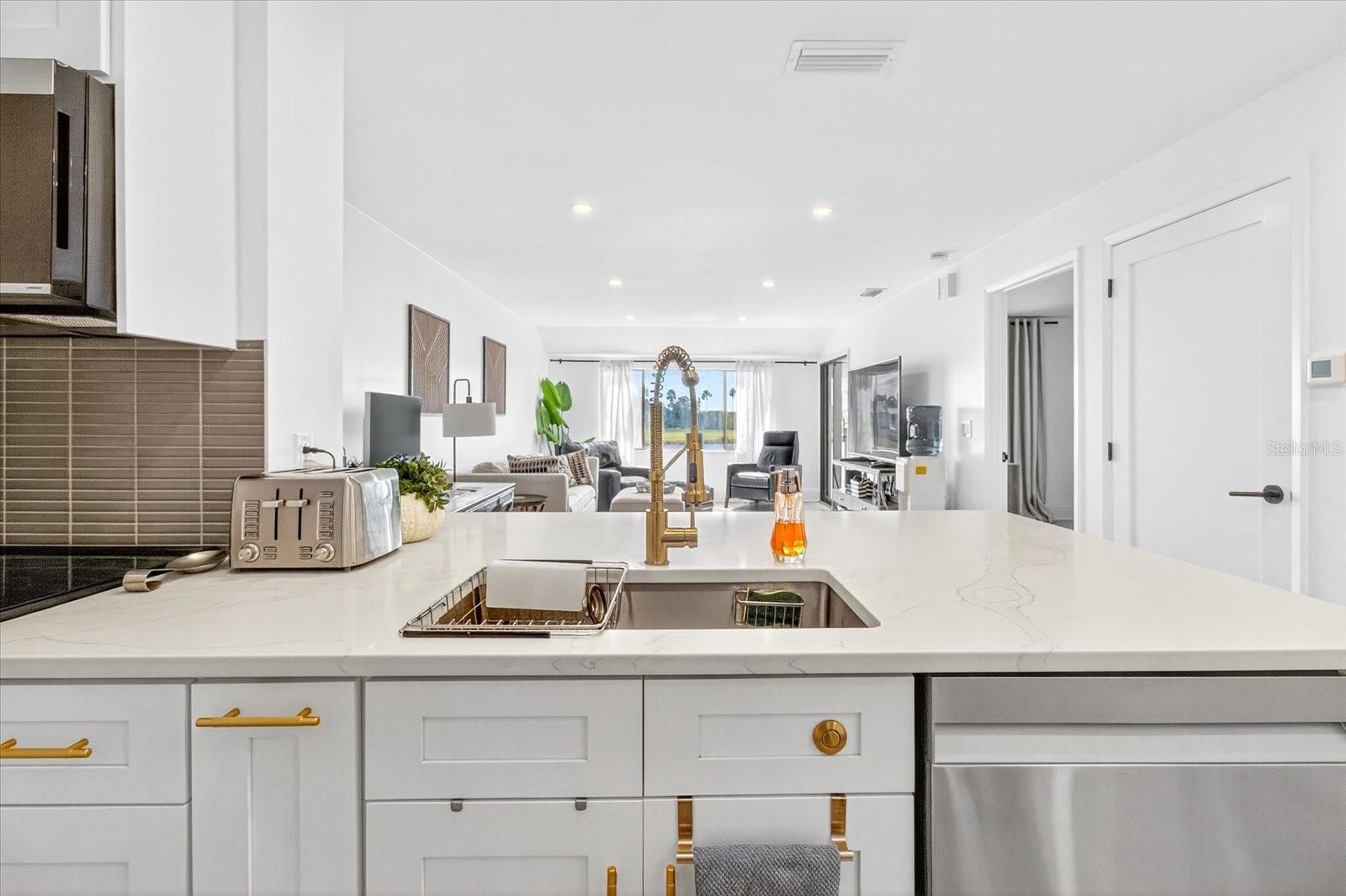 SADDLEBROOK CONDO CL 05 - Residential Lease