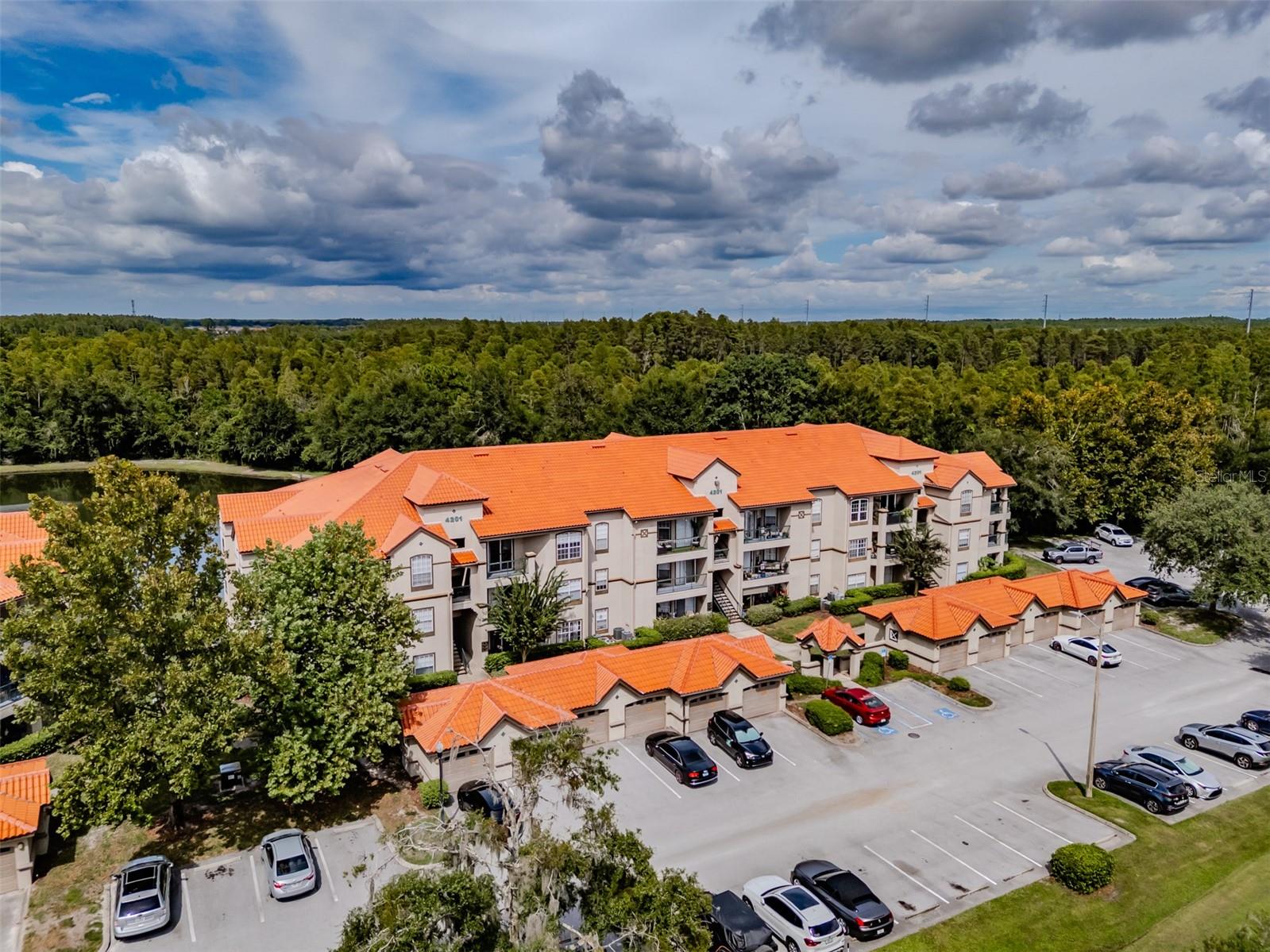 CALUSA TRACE - Residential