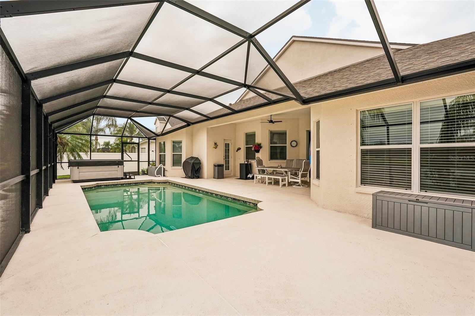 LAKESIDE PRESERVE - Residential