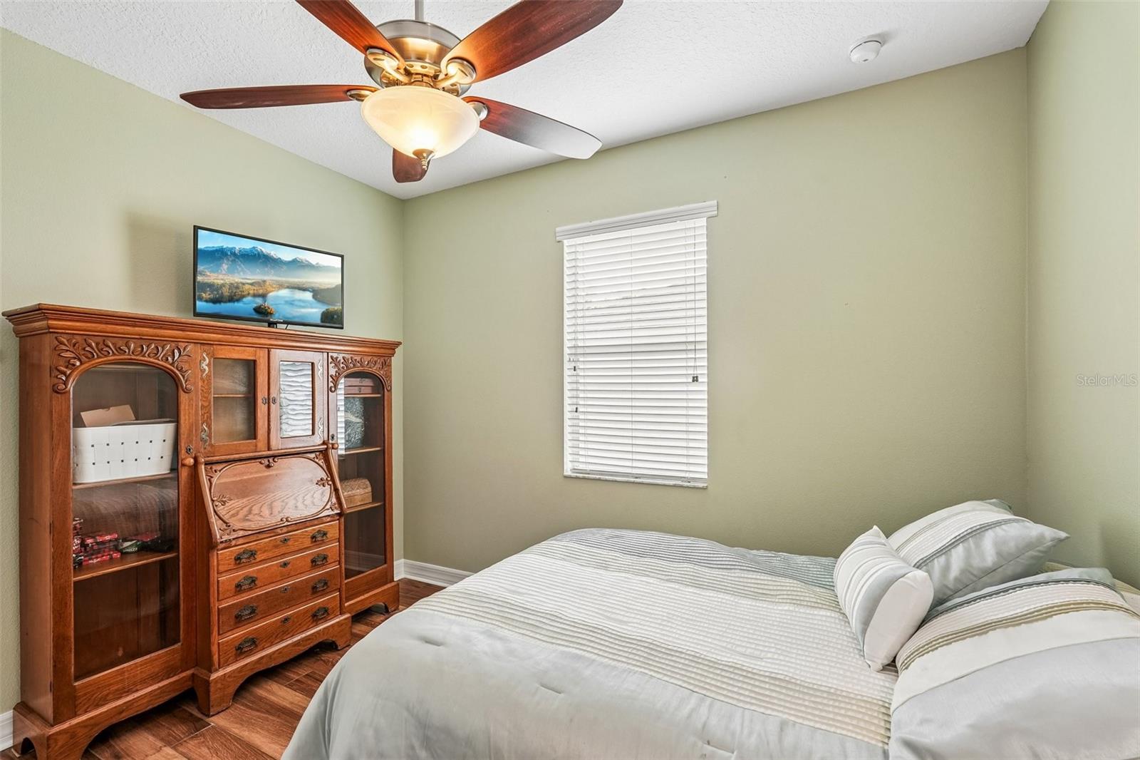 LAKESIDE PRESERVE - Residential