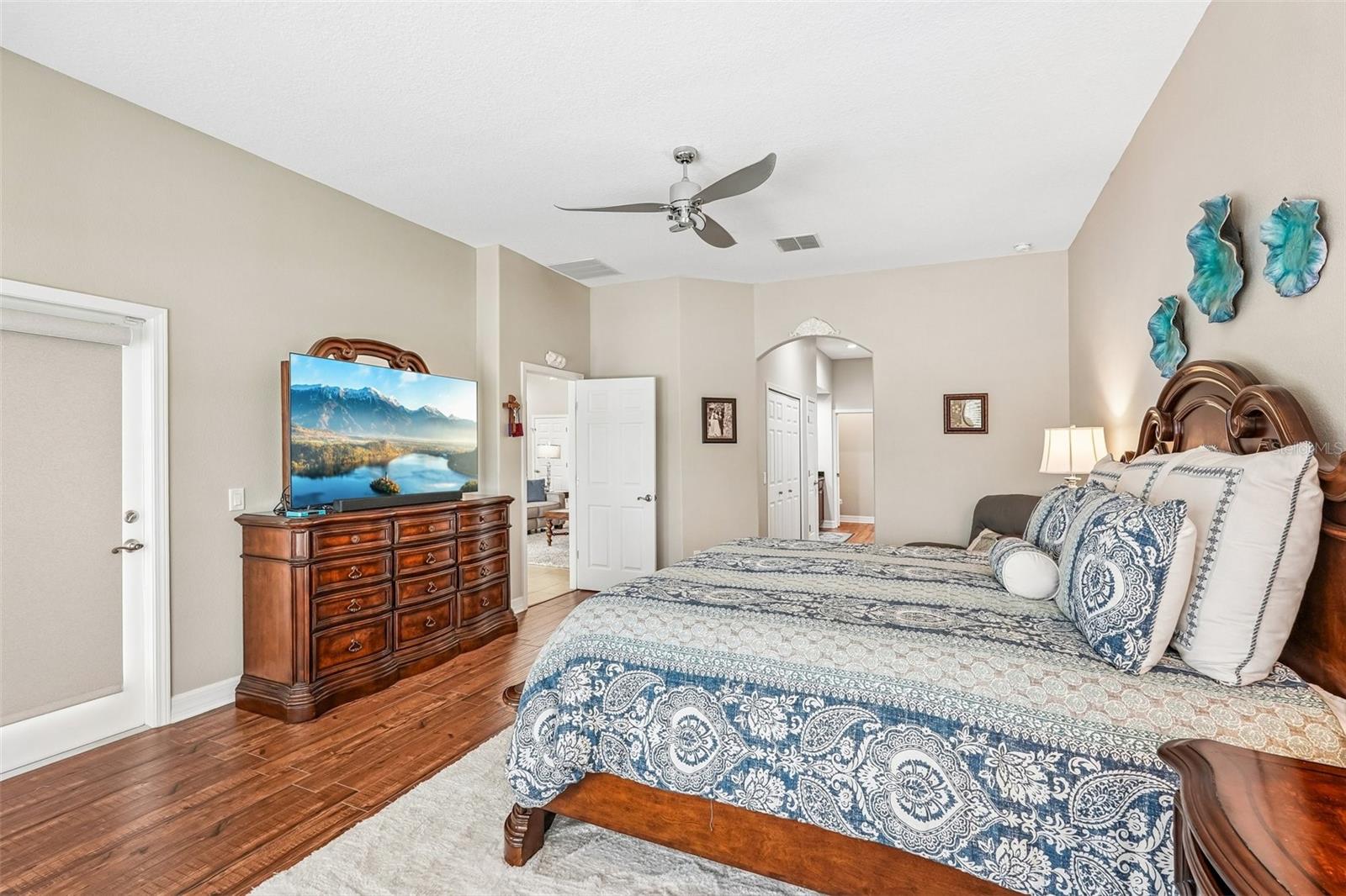 LAKESIDE PRESERVE - Residential