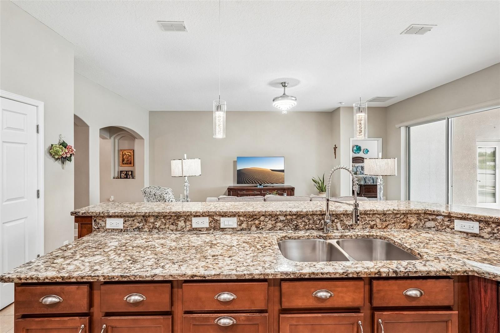 LAKESIDE PRESERVE - Residential