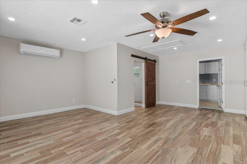 PONKAN PINES - Residential