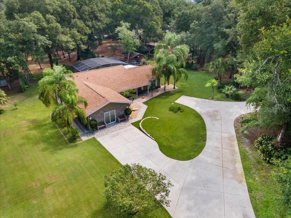 PONKAN PINES - Residential