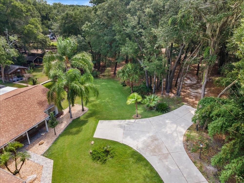 PONKAN PINES - Residential
