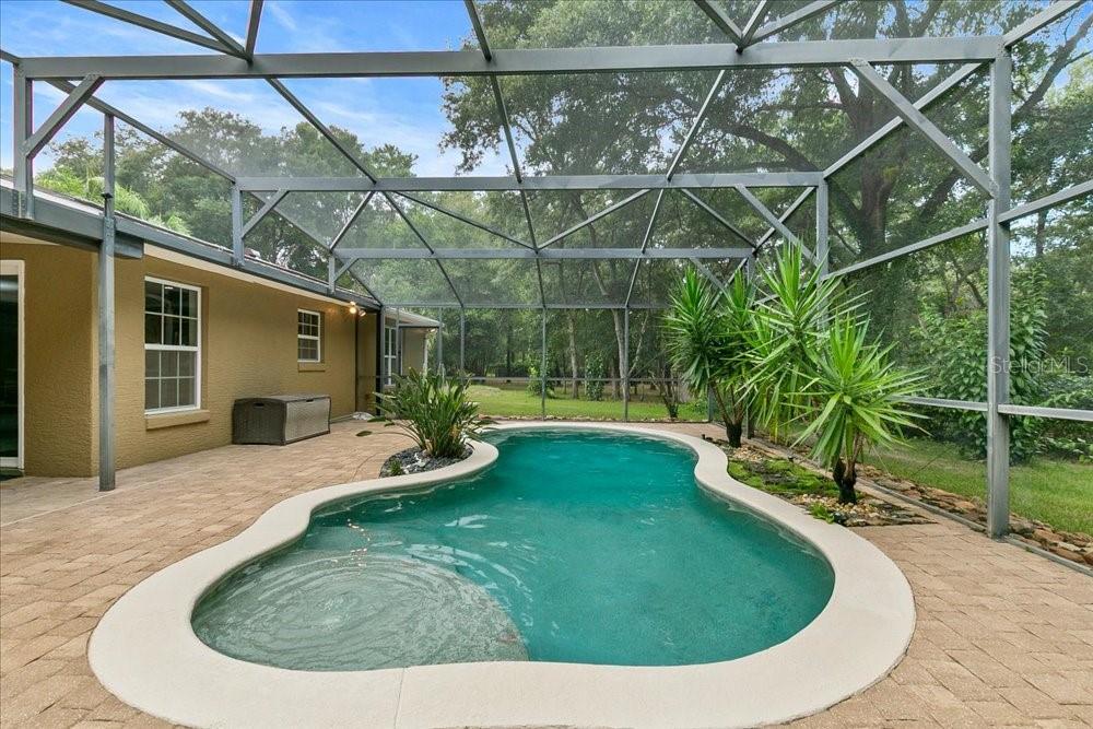 PONKAN PINES - Residential