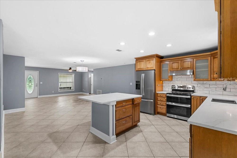 PONKAN PINES - Residential